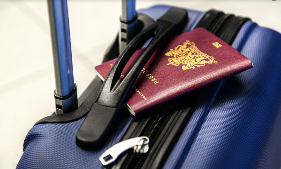 traveling bag